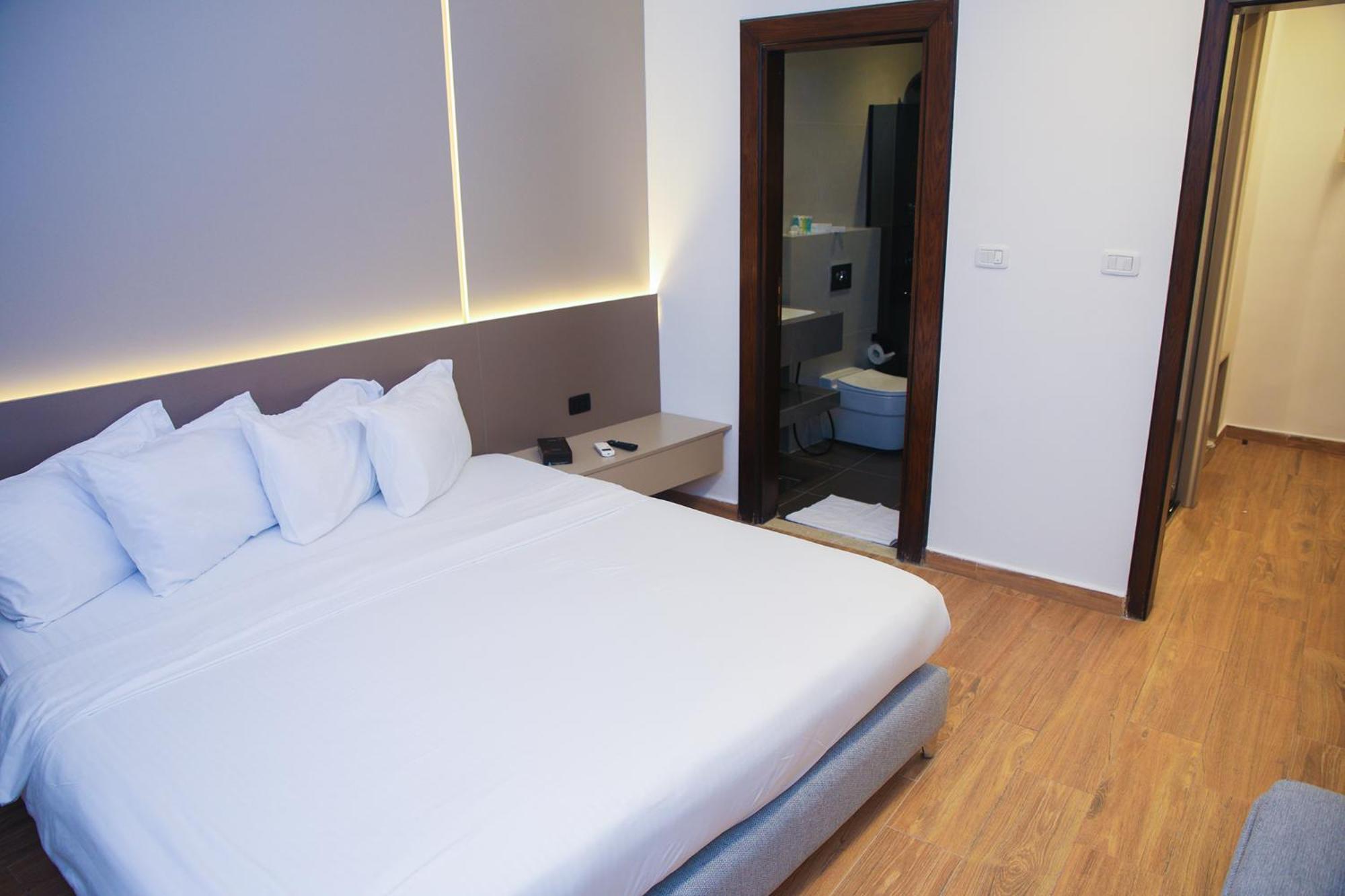 Spark Plaza Hotel Amman Exterior foto